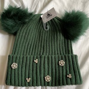 Brand new hunter green beanie
